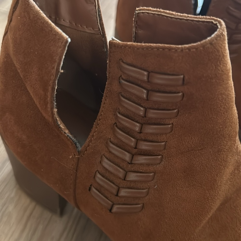 Slit side booties! - Picture 3 of 5